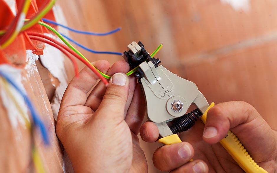 un électricien Nangis